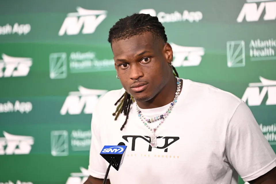 Quincy Williams addresses reporters during a June 3 press conference. Bill Kostroun for the NY Post