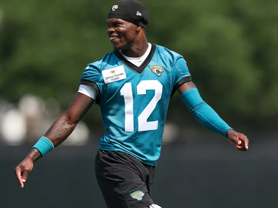 Travis Hunter has signed his rookie contract. (Logan Bowles/Getty Images)