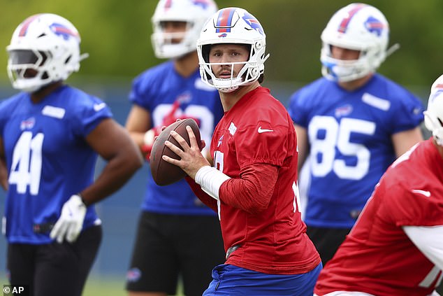 Allen was fully focused, despite being just a few days out from his top-secret wedding