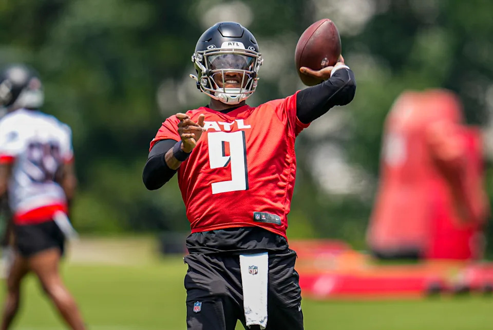 Falcons QB Michael Penix Jr. throws a pass during Atlanta Falcons mini-camp. Dale Zanine-Imagn Images