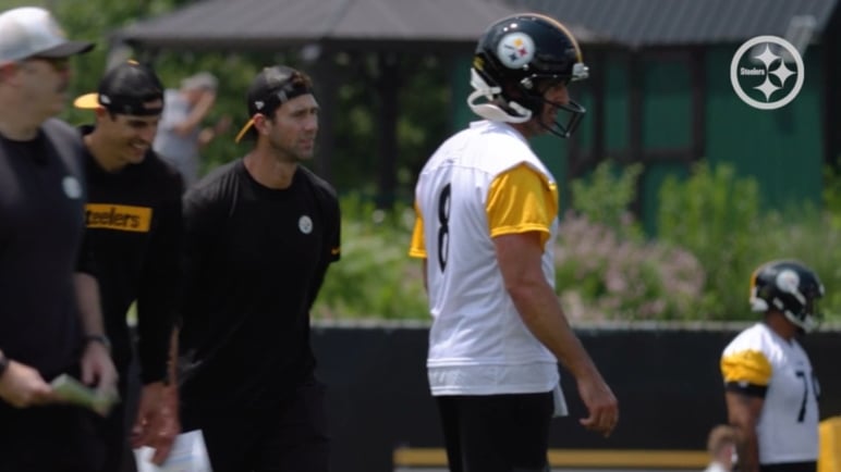 Aaron Rodgers Steelers irrelevant