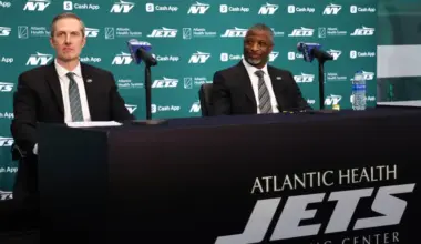 Jets-Eagles trade prediction acquires dynamic 28-TD franchise quarterback for New York image