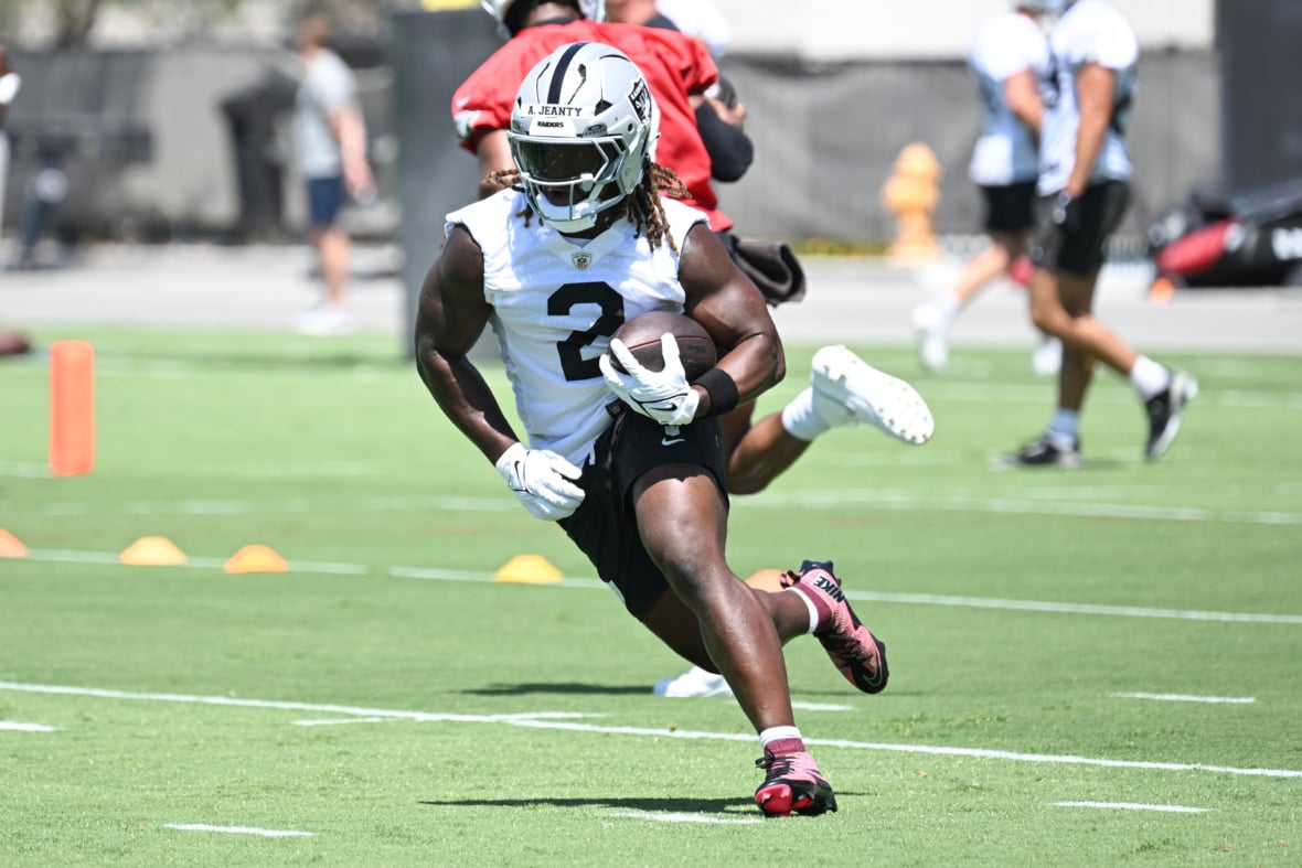 Las Vegas Raiders running back Ashton Jeanty predicted to make NFL history in rookie season