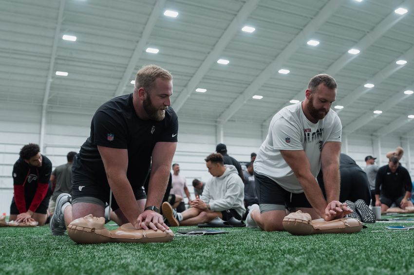 NFL’s Falcons mark CPR Week with Hands-Only CPR and AED training