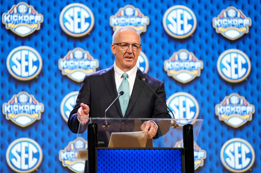 SEC-Big Ten breakaway (bluff?), CFP distrust, Pac-12 media rights
