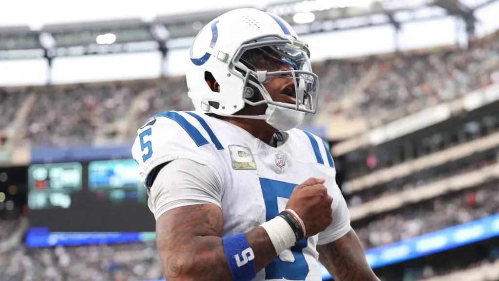 Anthony Richardson celebrates a play