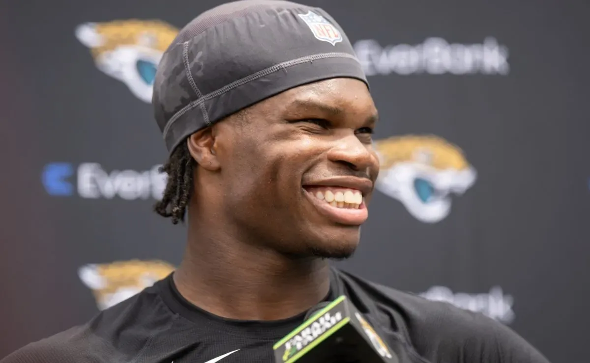 Raiders star Maxx Crosby offers crucial advice to Jaguars rookie Travis Hunter ahead of 2025 NFL season