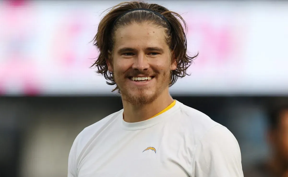 Justin Herbert's offensive weapon eyes redemption with the Chargers in the upcoming NFL season