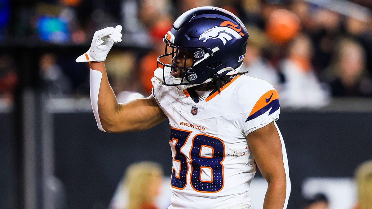 Denver Broncos running back Jaleel McLaughlin (38) reacts after a play against the Cincinnati Bengals in the second half at Paycor Stadium.