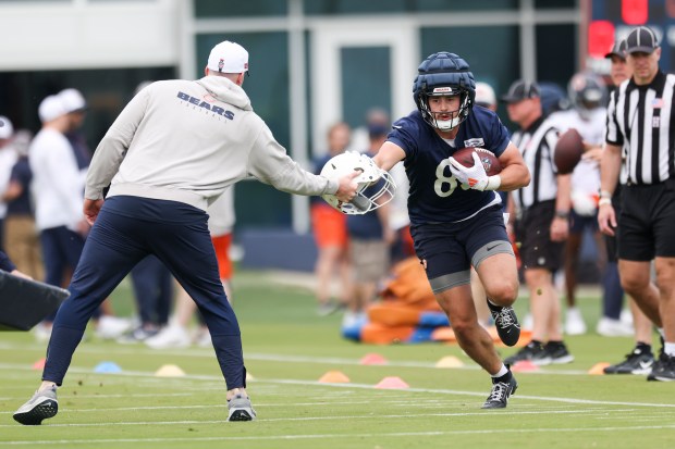 Bears tight end Joel Wilson completes a drill during practice at Halas Hall on Tuesday, June 3, 2025. (Eileen T. Meslar/Chicago Tribune)