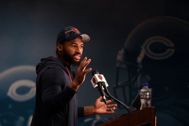 Bears running back D'Andre Swift answers questions during a news conference after practice at Halas Hall on Tuesday, June 3, 2025. (Eileen T. Meslar/Chicago Tribune)