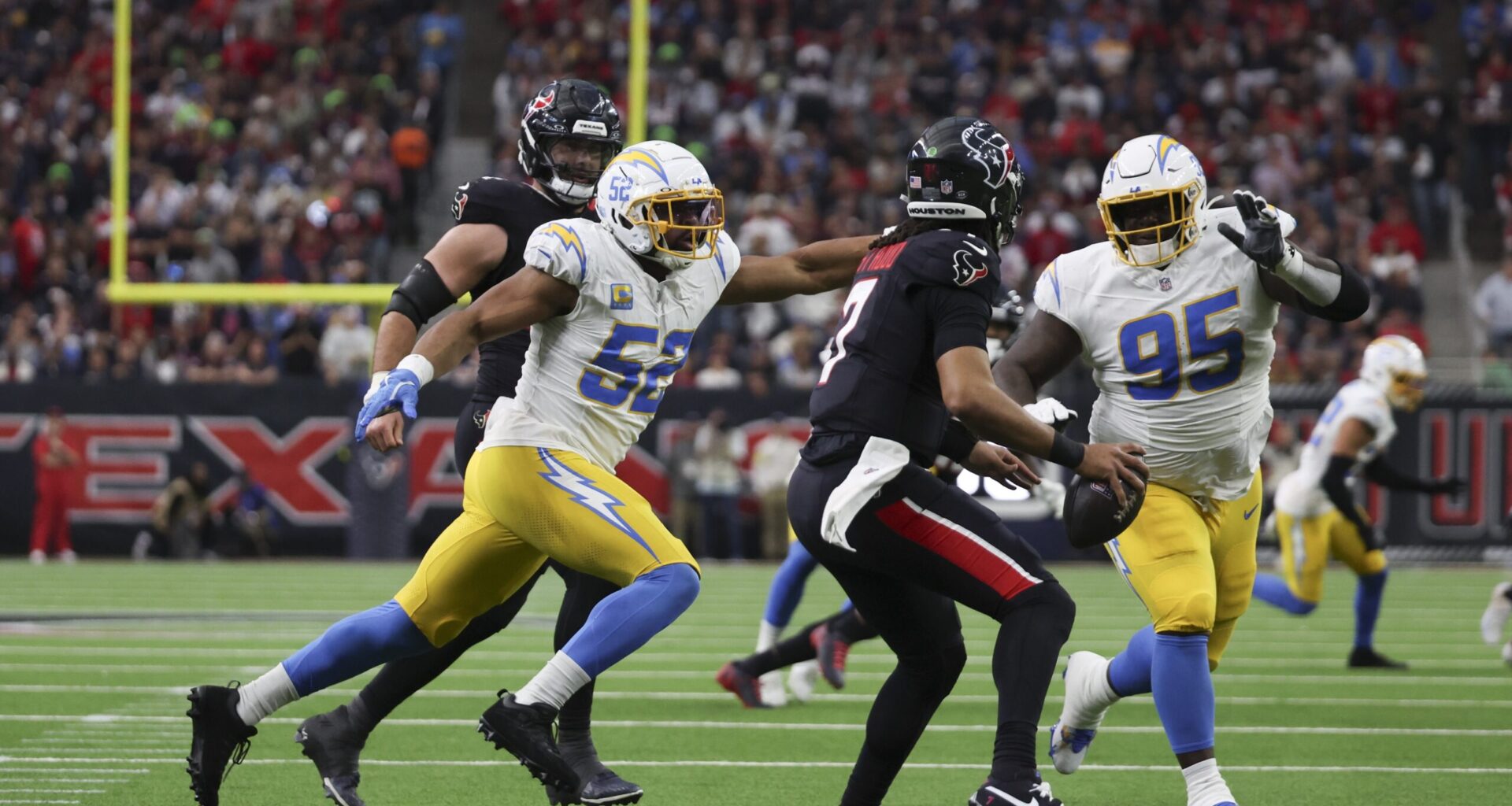 Khalil Mack Explains Decision to Remain With Chargers