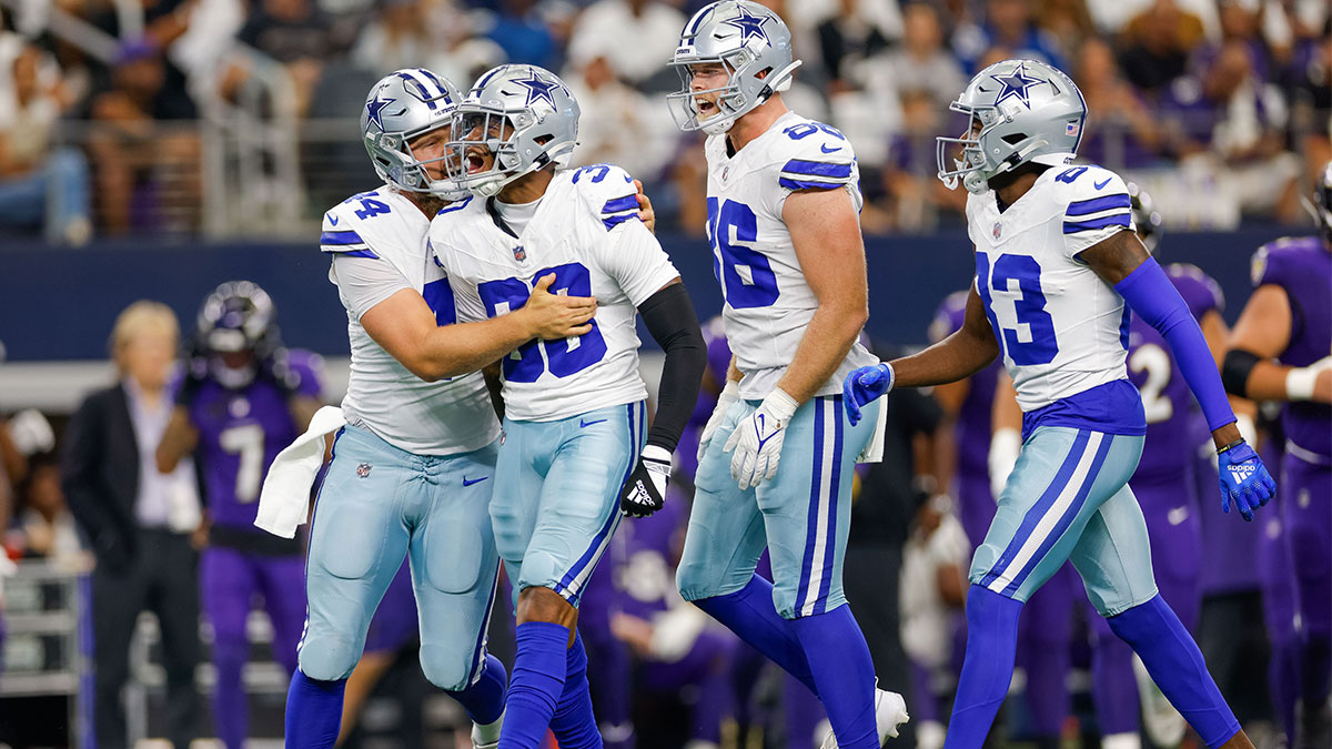 Dallas Cowboys safety Juanyeh Thomas (30) celebrates a tackle during the first quarter against the Baltimore Ravens at AT&T Stadium.