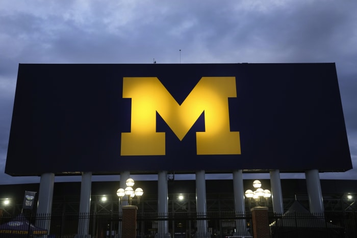 Michigan football lands 2026 4-star WR Zion Robinson