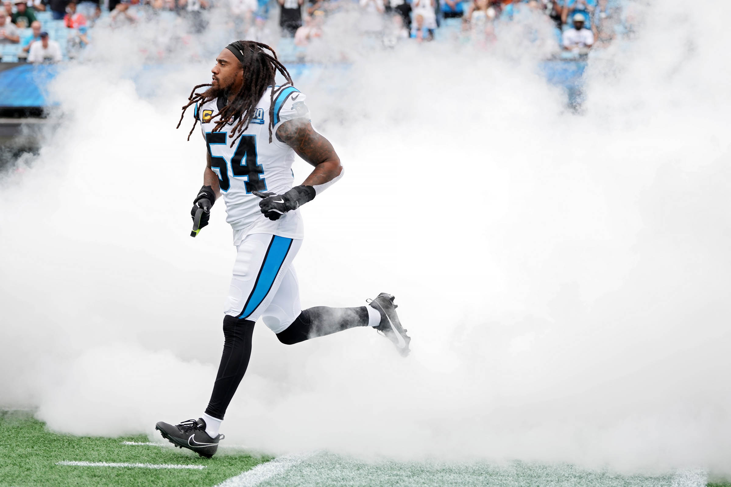 Bills sign former Panthers linebacker Shaq Thompson, coming off 2 injury-shortened seasons