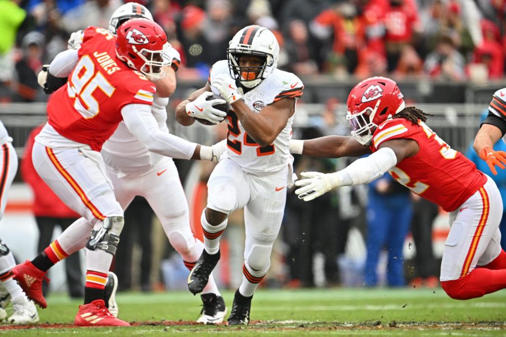Nick Chubb expected to sign with Texans in free agency after Browns exit