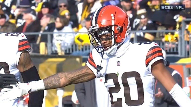 Browns Greg Newsome Rodgers