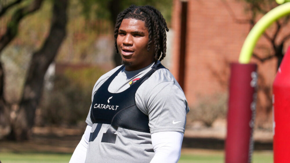 Arizona Cardinals sign 1st-round pick Walter Nolen III