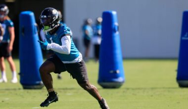 Panthers, Jaguars Linked In Travis Etienne Trade Rumor