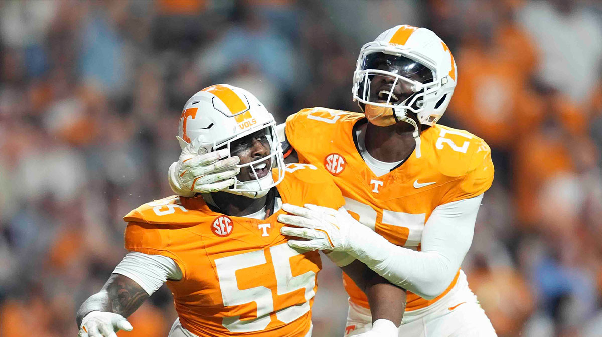 Tennessee defensive lineman James Pearce Jr. (27) celebrates Tennessee defensive lineman Omarr Norman-Lott’s (55) sack during an NCAA college football game between Tennessee and Mississippi State at Neyland Stadium in Knoxville, Tenn., Saturday, Nov. 9, 2024.