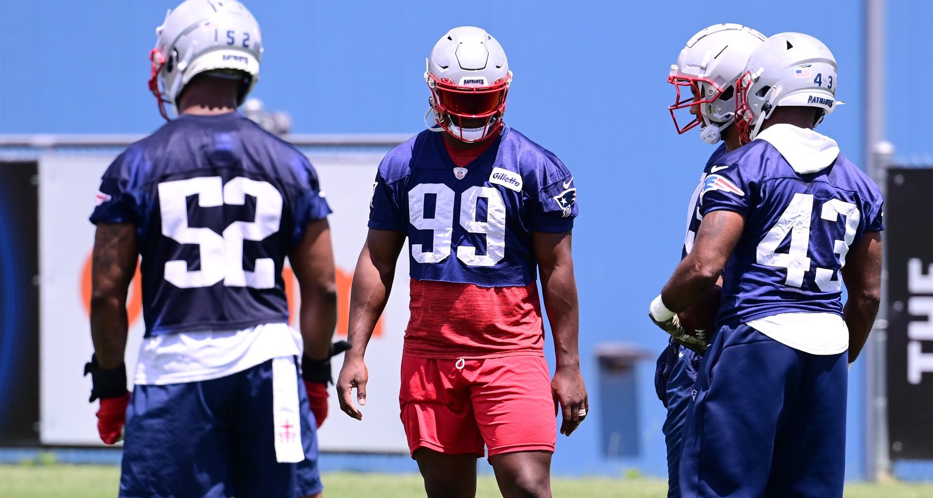 Patriots Star Likens Mike Vrabel To Bill Belichick In Great Quote