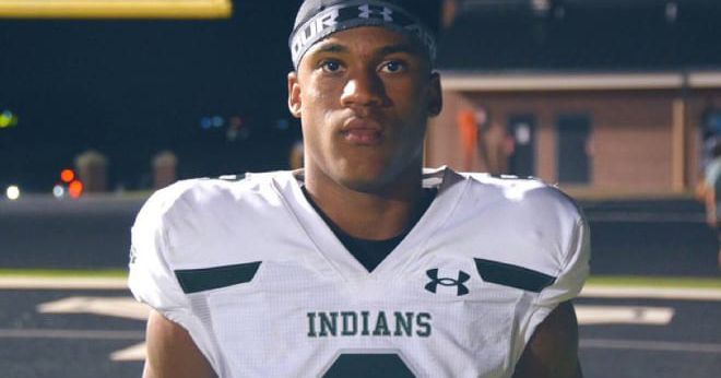 Three-star WR Kohen Brown commits to Texas