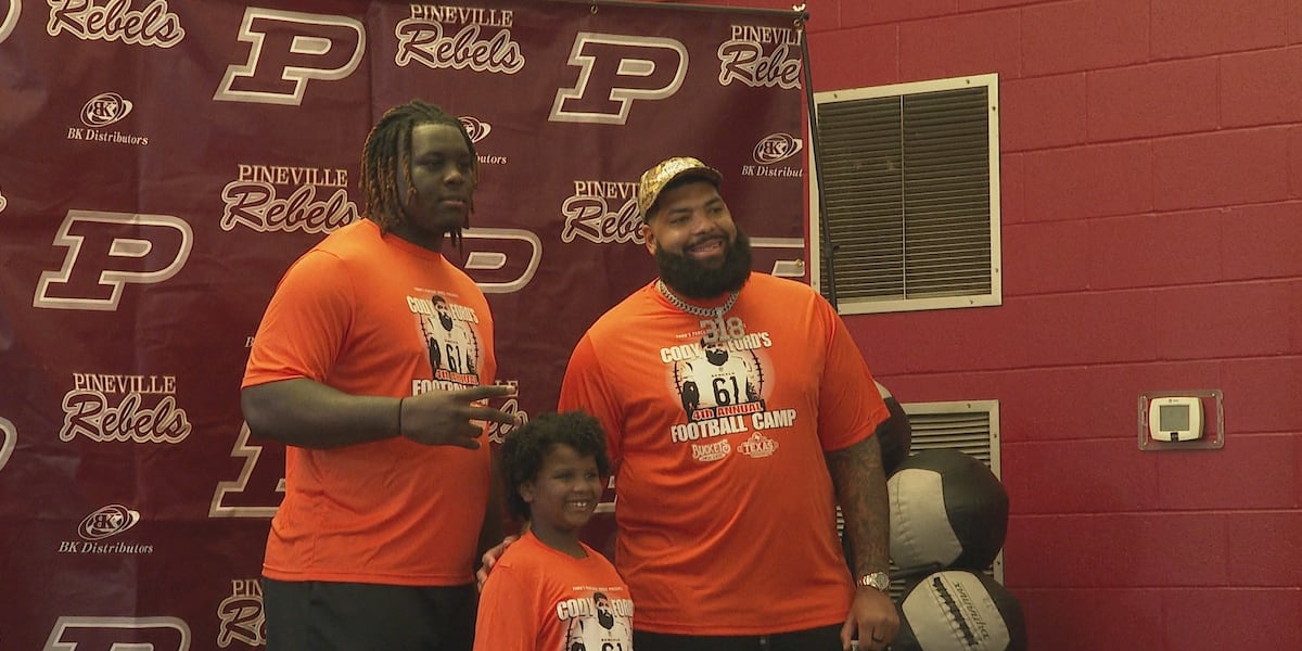 Bengals OL Cody Ford hosts 4th annual youth football camp in Pineville