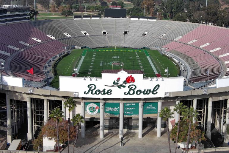 Rose Bowl Stadium.
