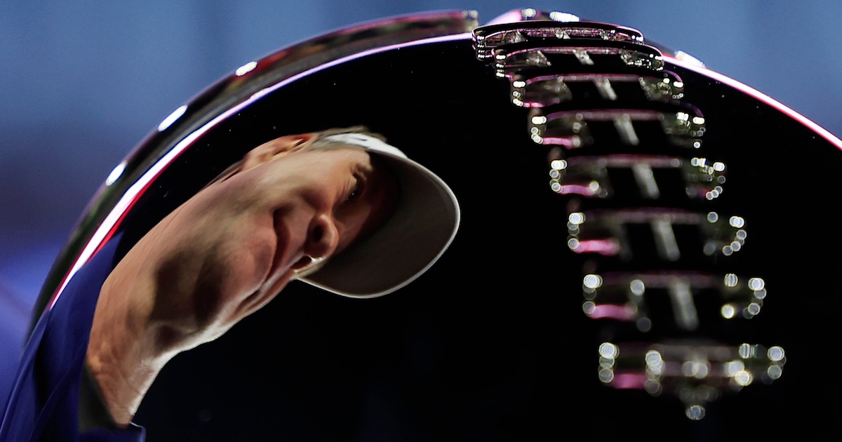 GsuUVj2XoAApr0e copy