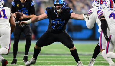 Detroit Lions Pro Bowl center retires at 29