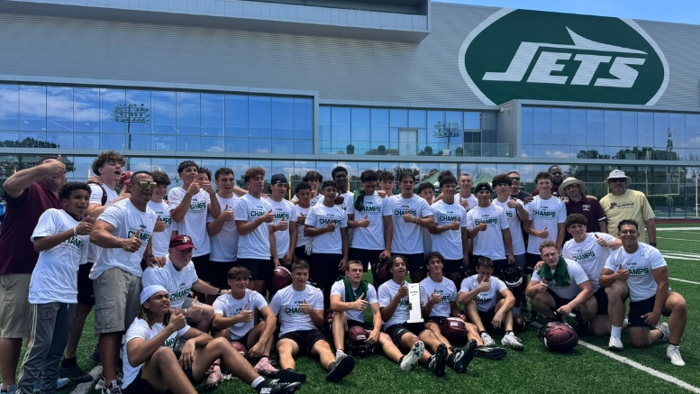 Monsignor Farrell (New York) and Ramapo (New Jersey) shine at New York Jets Nike 11-On