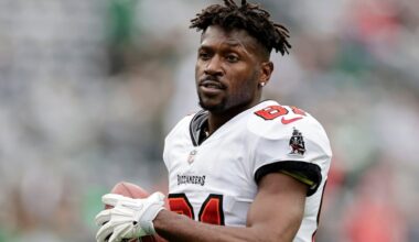 Former NFL WR standout Antonio Brown accused of attempted murder, reports say