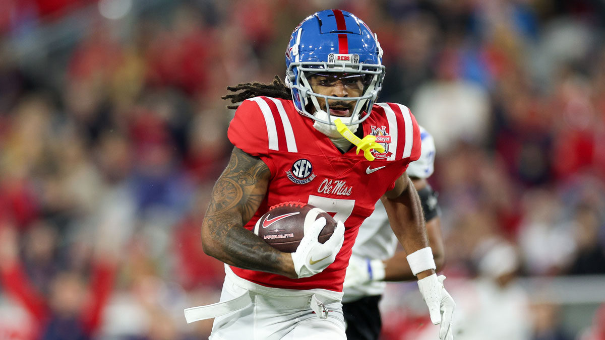 Mississippi Rebels wide receiver Antwane Wells Jr. (7) runs for a touchdown against the Duke Blue Devils in the first quarter during the Gator Bowl at EverBank Stadium.