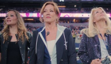 Netflix’s ‘Dallas Cowboys Cheerleaders’ Kamala Pantsuits Moment