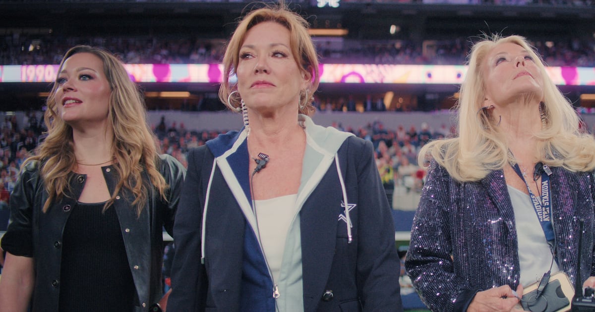 Netflix’s ‘Dallas Cowboys Cheerleaders’ Kamala Pantsuits Moment