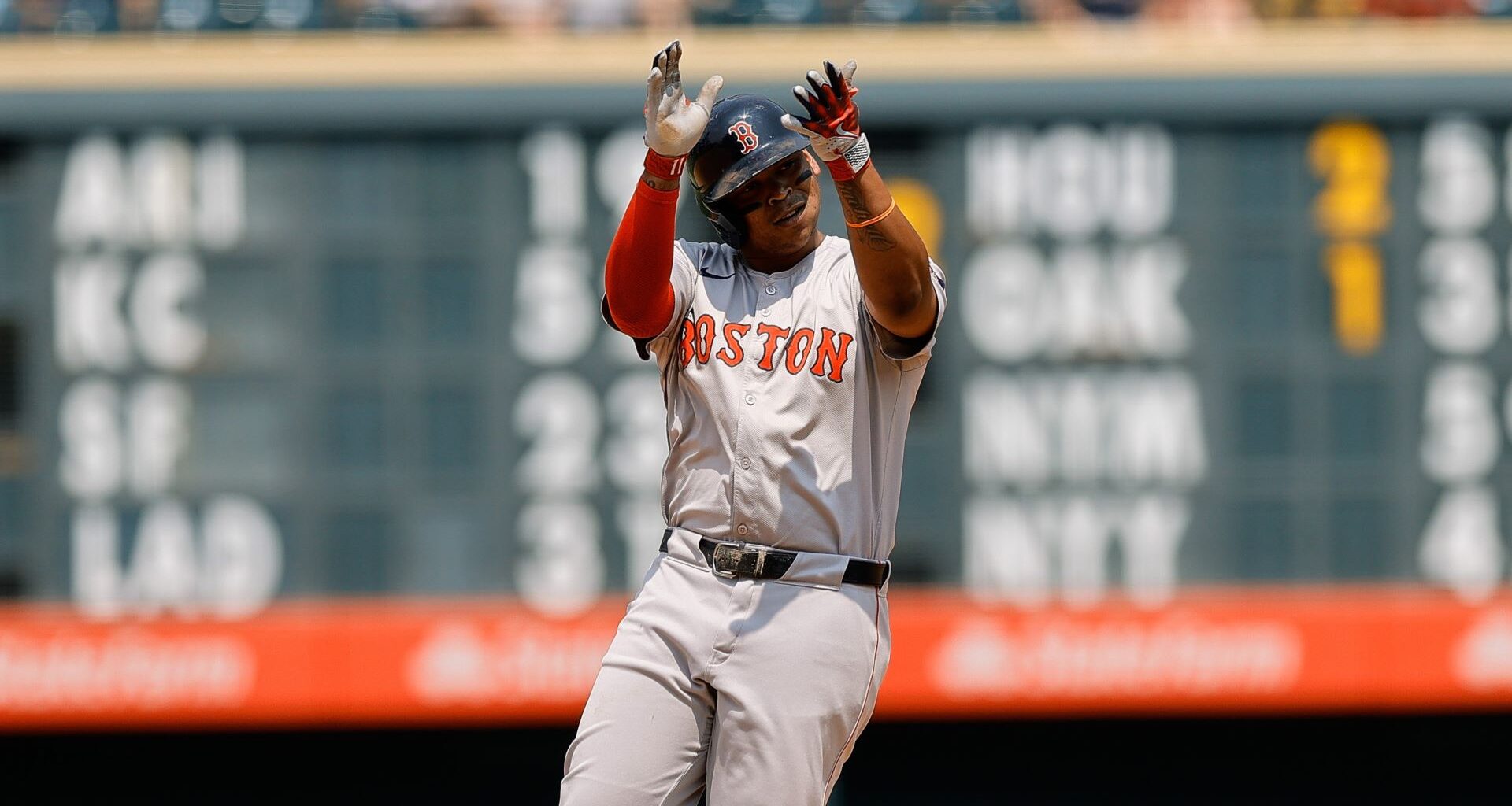 Rafael Devers Thanks Red Sox In First Words At Giants Introduction