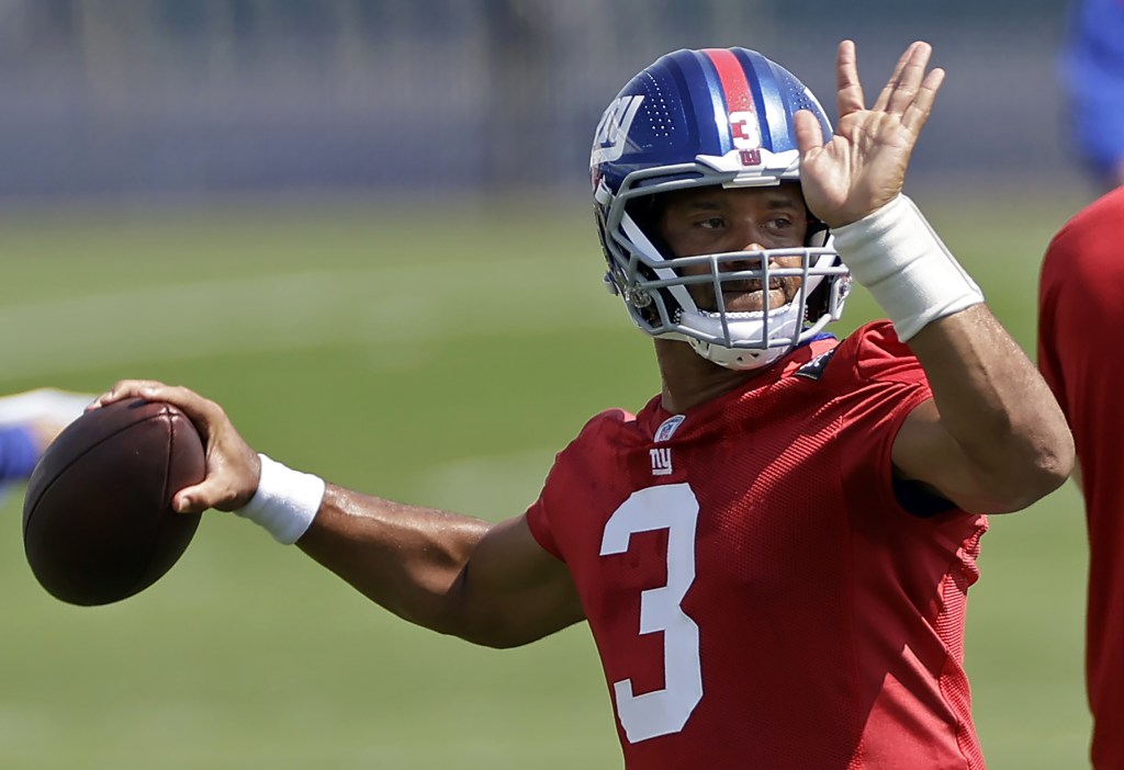 Russell Wilson throws a pass during the Giants' minicamp practice on June 12, 2025.