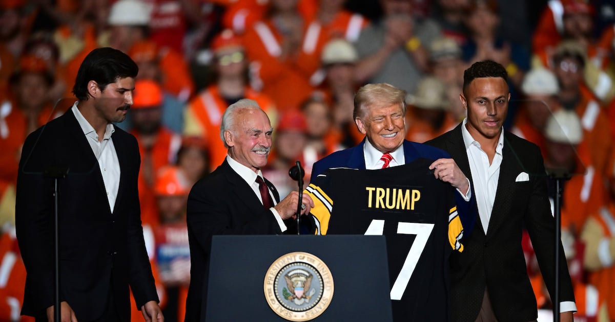 Pittsburgh Steelers players at Trump rally face pushback – Deseret News