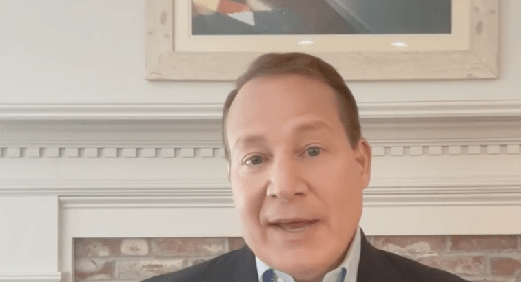 Eric Mangini downplayed Shedeur Sanders' speeding incidents.