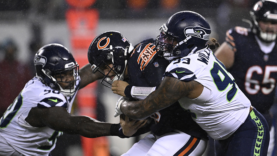 Seattle Seahawks Leonard Williams sack Chicago Bears Caleb Williams December 2024...