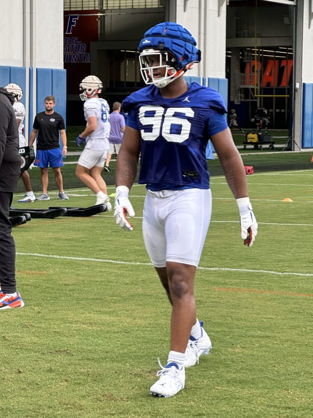 UF defensive tackle Tarvorise Brown, a transfer from Hutchinson (Kan.) Community College, joined the Gators in 2024 fall camp to add depth. (Edgar Thompson/Orlando Sentinel)
