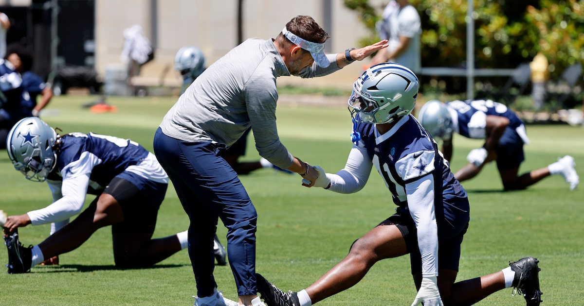 Dallas Cowboys DE Donovan Ezeiruaku among second-round draftees who remain unsigned
