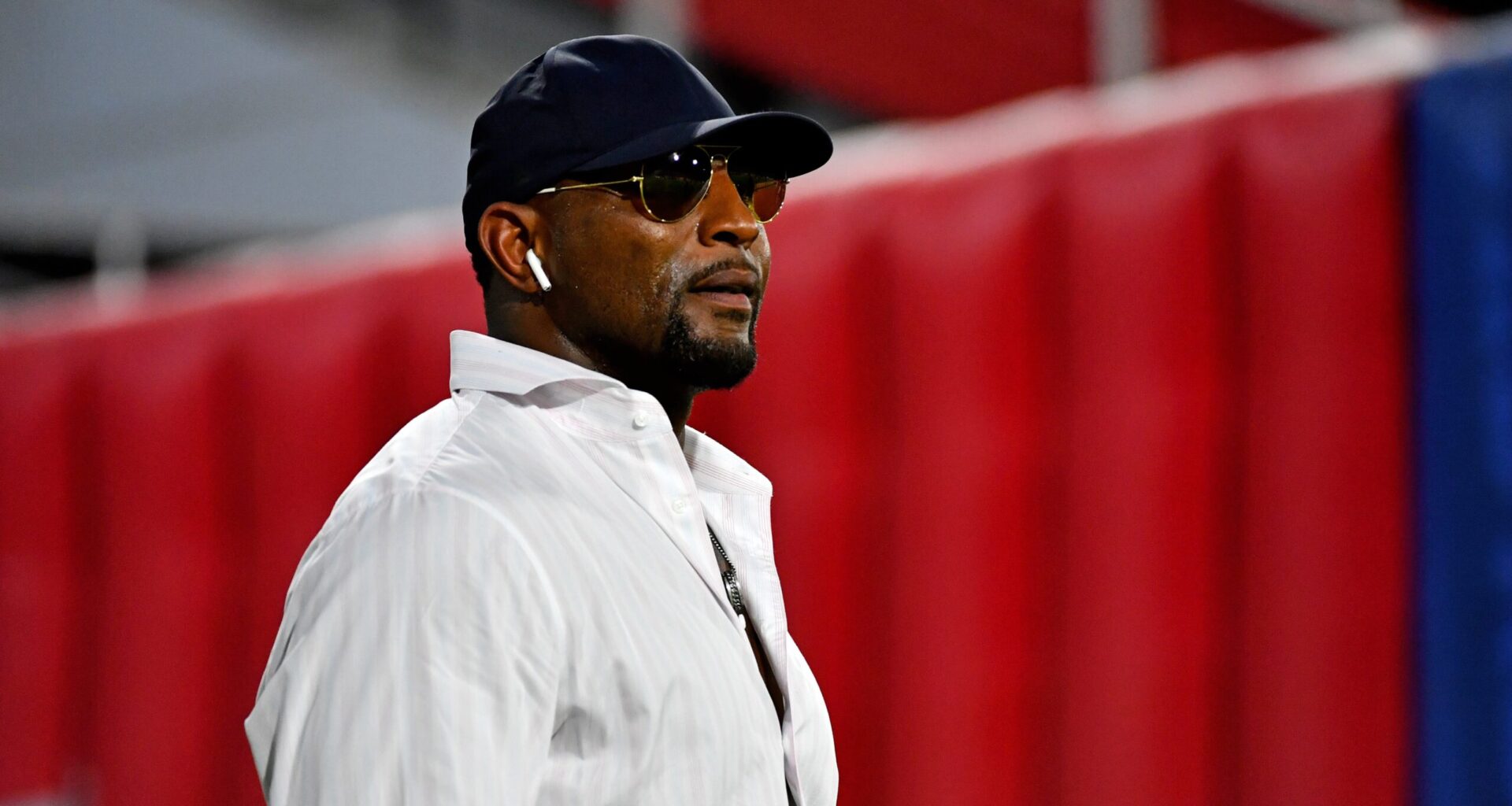 Ray Lewis Inspires Ravens with Unyielding NFL Spirit Origin