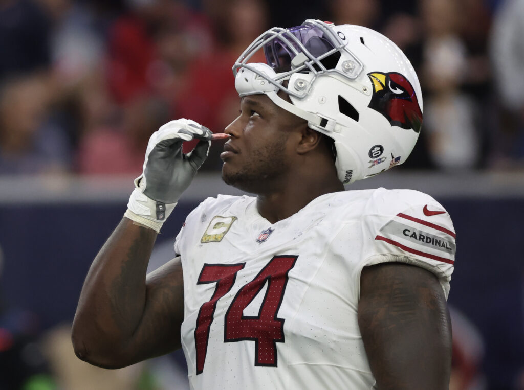 Rams Sign OT D.J. Humphries