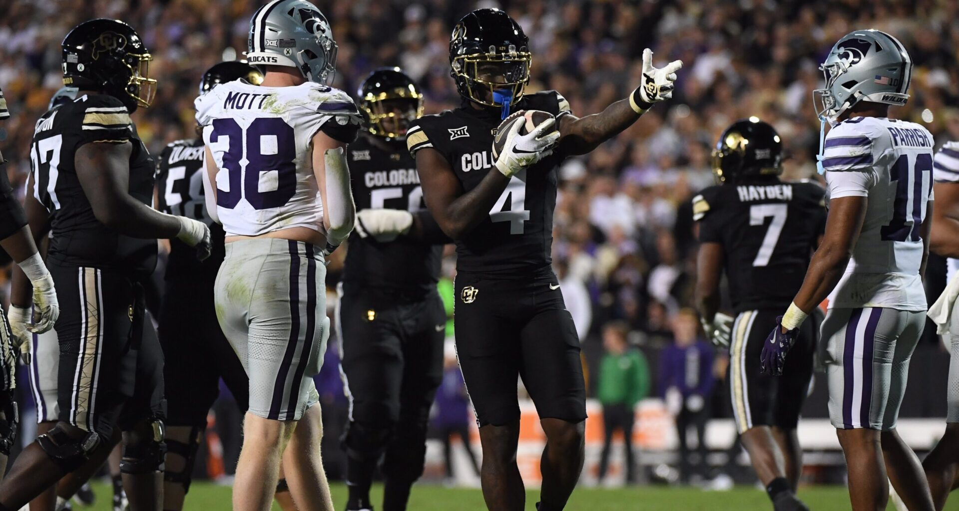 Omarion Miller Inspires College Football Fans with Emotional Tribute