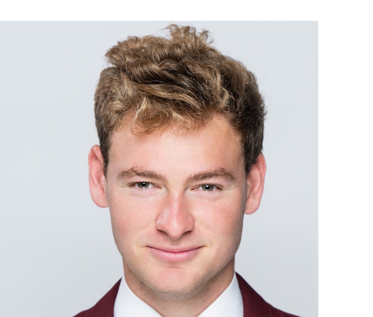 Miller Moss Inspires USC Fans with Stunning 378-Yard Win