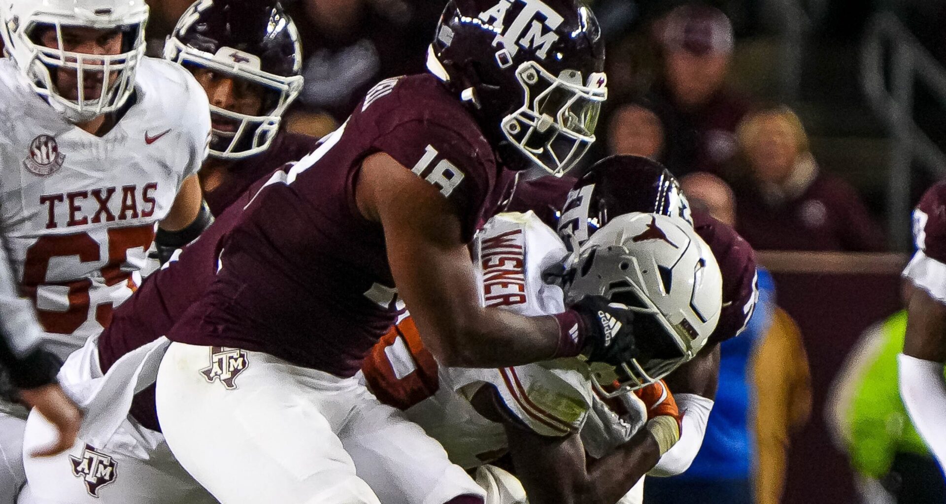 Cashius Howell Sparks Excitement as Titans Eye 2024 NFL Draft