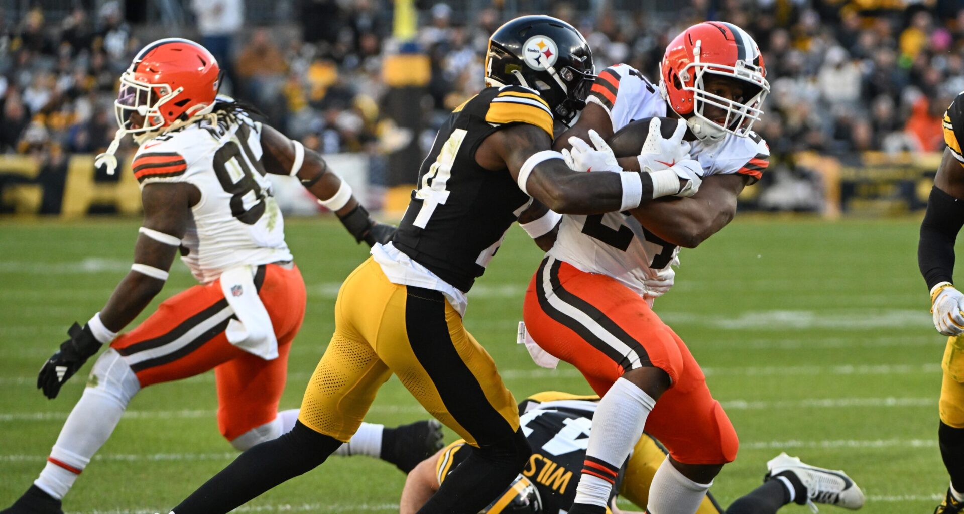 Nick Chubb Reignites NFL Career with Bold Texans Move