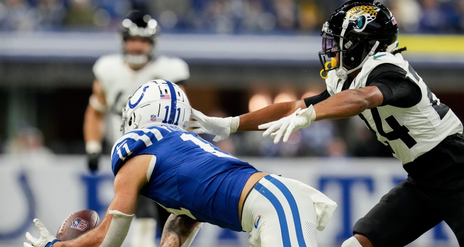 Michael Pittman Jr. Ignites Colts’ AFC Campaign with Electrifying Plays
