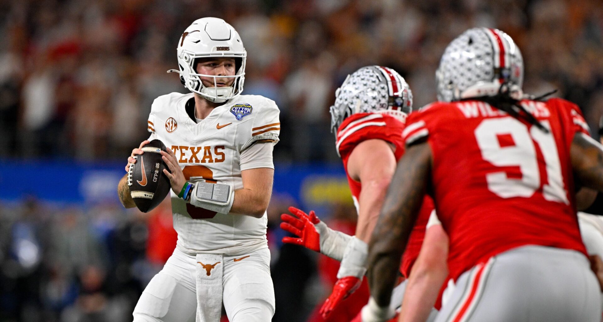 Quinn Ewers Propels Texas to Unprecedented NCAA Football Glory